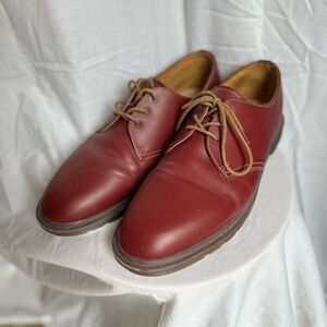 Dr. Martens Men's Burgundy Leather Derby Shoes with Tan Laces